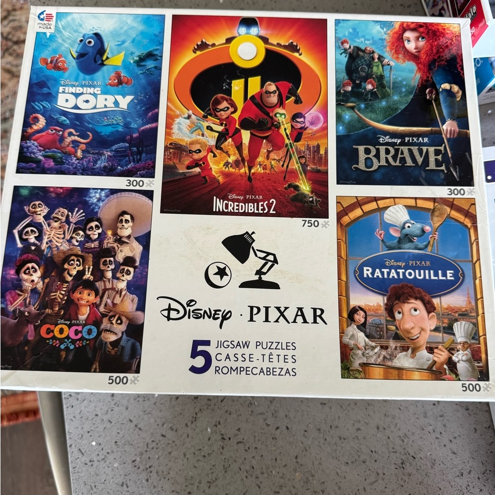 Disney Pixar Jigsaw Puzzle Set - Blue, Red, Black